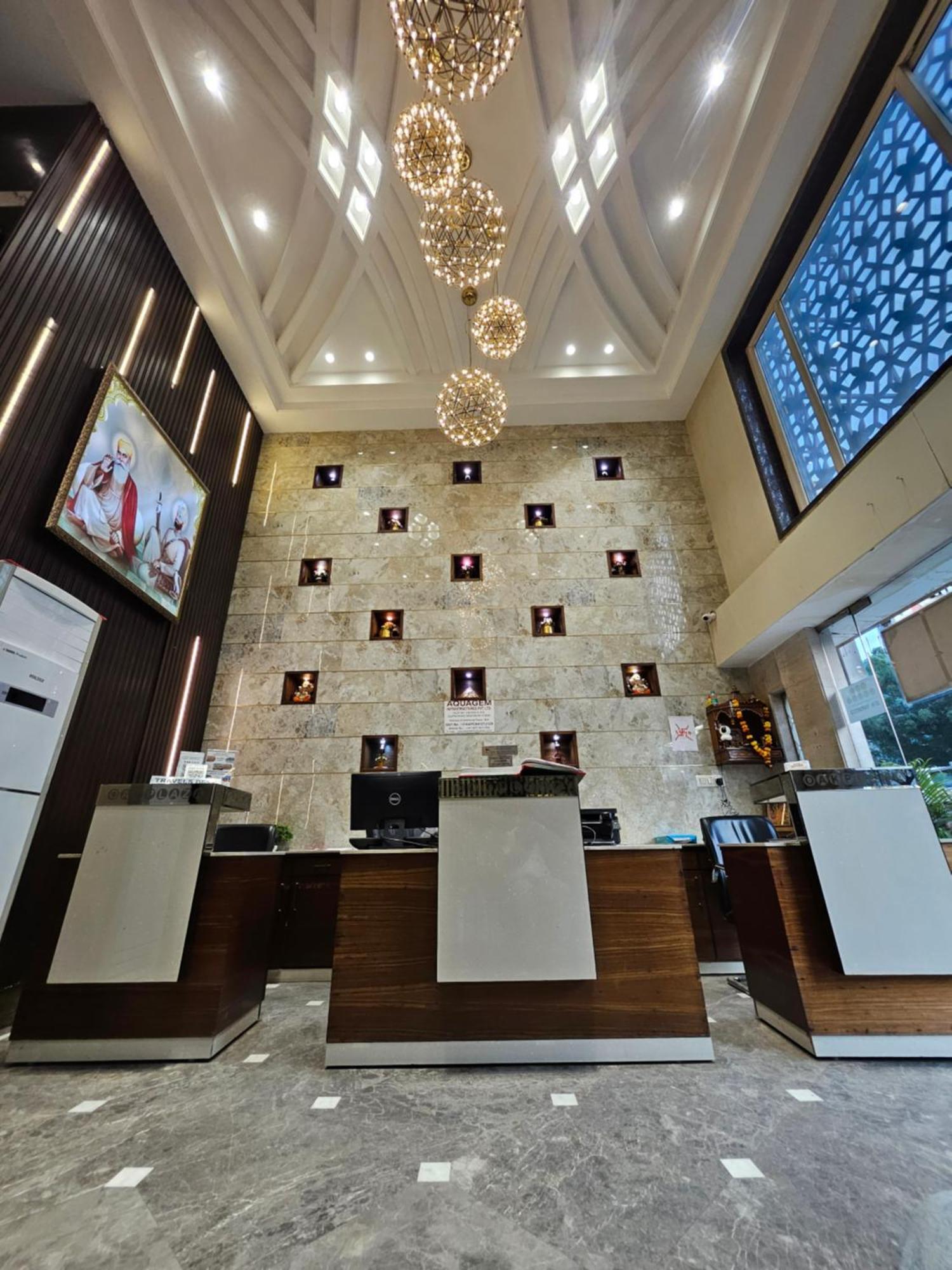Hotel Aman Inn Hotel